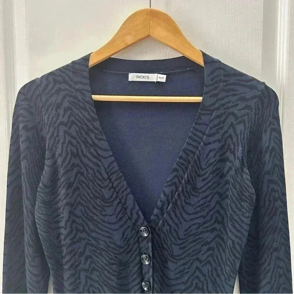 Ricki’s Cardigan V-Neck Button Front Fitted Blue & Black Zebra  Animal Print XS - Picture 6 of 16